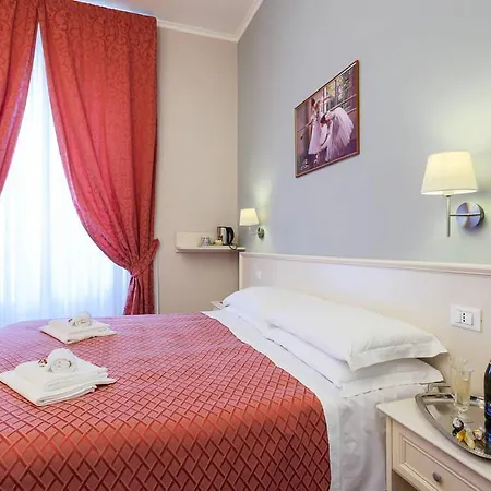 Ottaviano בית הארחה