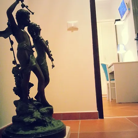 בית הארחה Ottaviano 4*