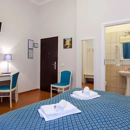 Ottaviano 4* רומא