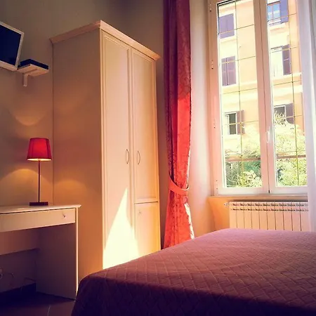 בית הארחה Ottaviano רומא